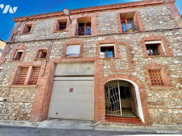 Immeuble 315 m² TORREILLES
