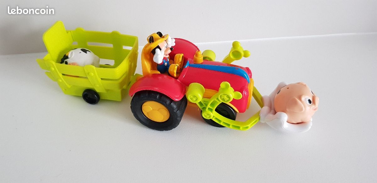 Tracteur de Mickey avec remorque (image 2)