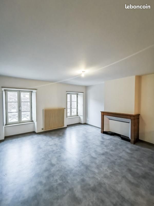Appartement 2 pièces 55 m² · à Lons-le-Saunier · 55 m² · 484 €
