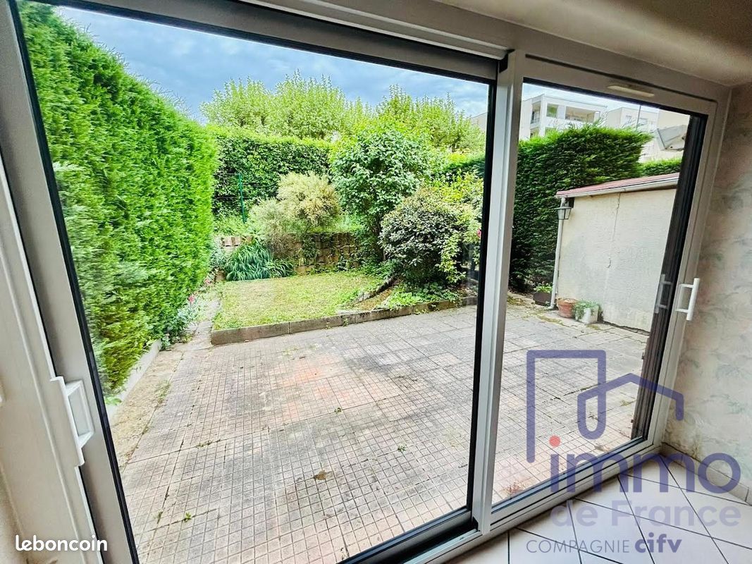 Appartement 4 pièces 85 m² · à Saint-Priest-en-Jarez · 85 m² · 174 900 €