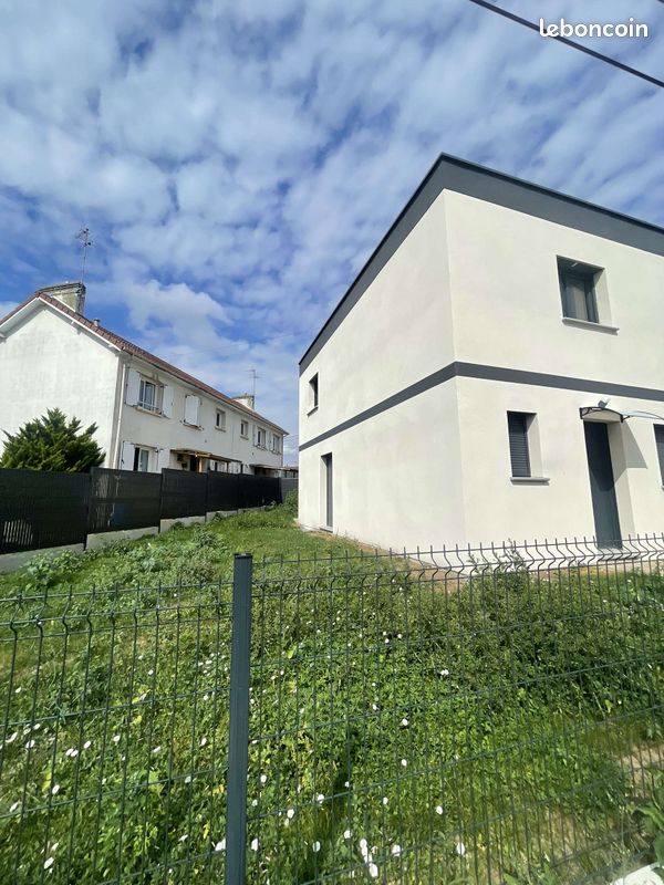 Maison a louer saint-etienne-du-rouvray - 4 pièce(s) - 90 m2 - Surfyn