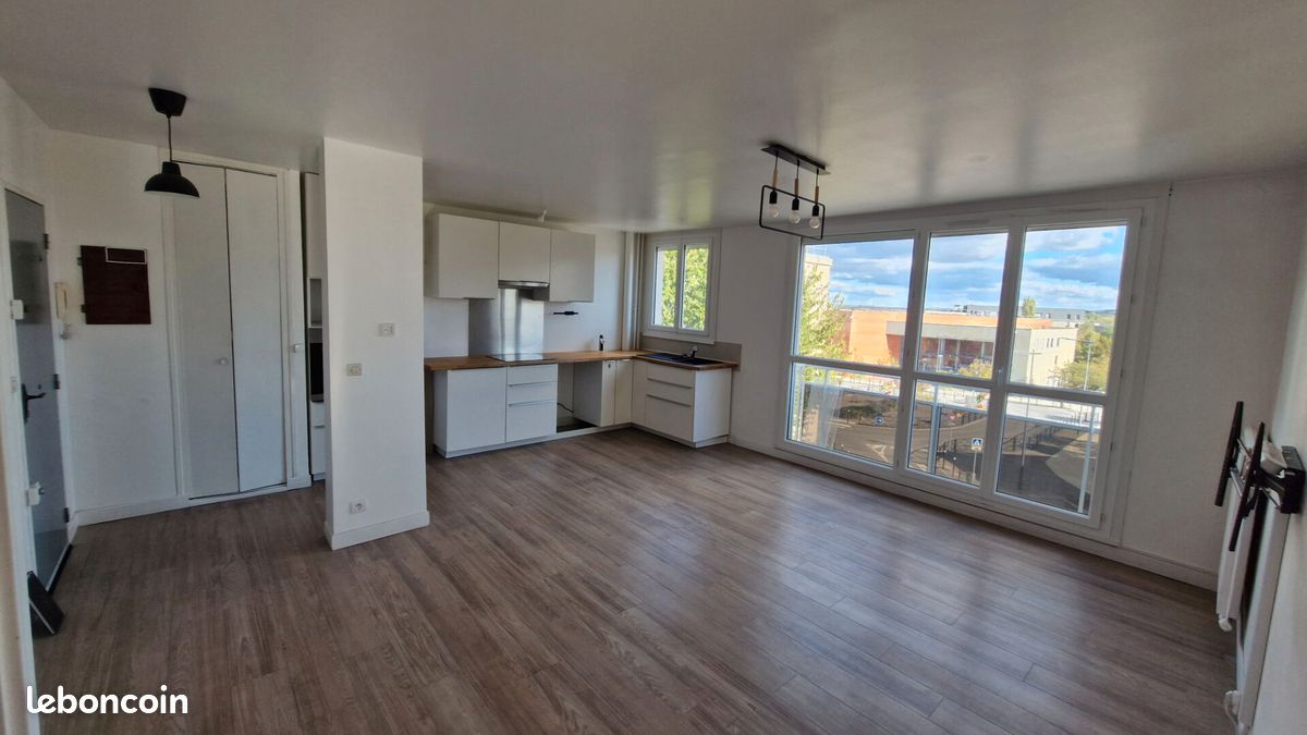 Appartement 4 pièces 58 m² · à Fontenay-le-Fleury · 58 m² · 169 000 €