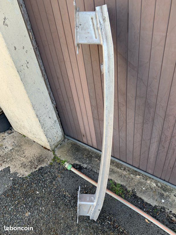 1 barre aluminium de renfort de pare-chocs arrière pour ford focus iv à partir de 04/2018 tbe (image 2)