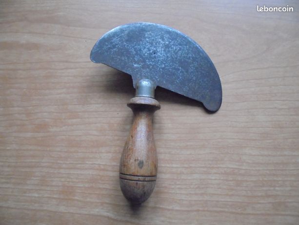 20 Outils De Cordonnier Et Bourrelier Du XIXe Siècle - Art Populaire, Travail Du Cuir