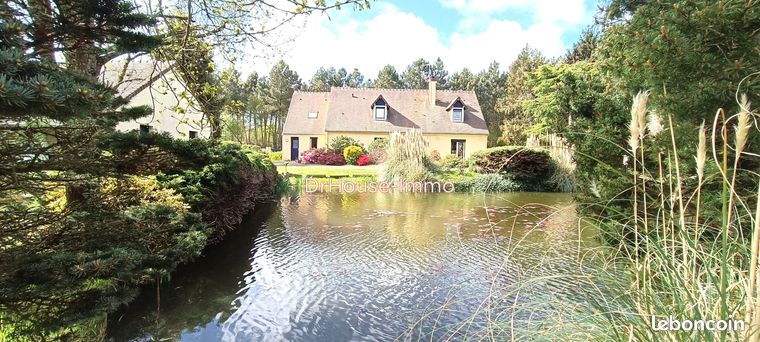 Propriété 6 pièces 228 m²