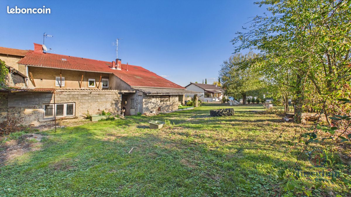 Maison 8 pièces 198 m² · à Oudrenne · 198 m² · 400 000 €