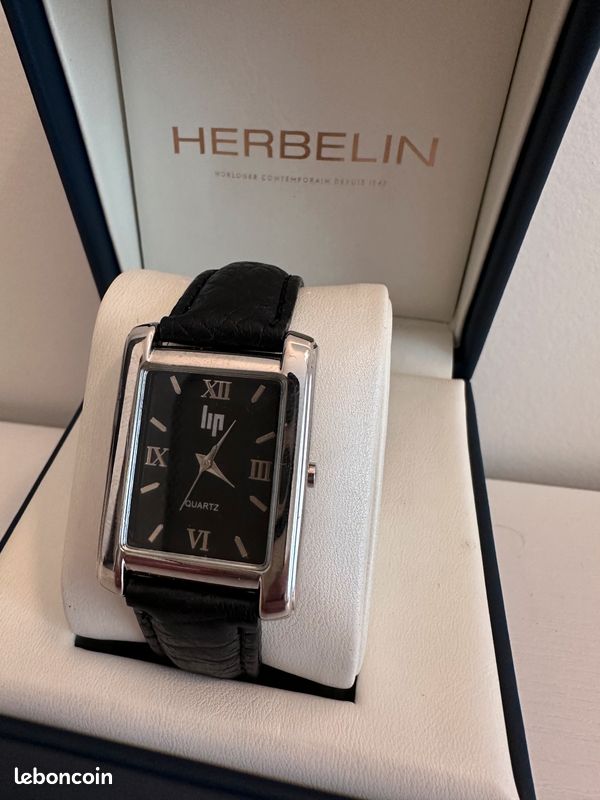 Montre LIP Homme – Rectangulaire Noire 27,5 mm, Cuir Noir Neuf, Pile Neuve (image 3)