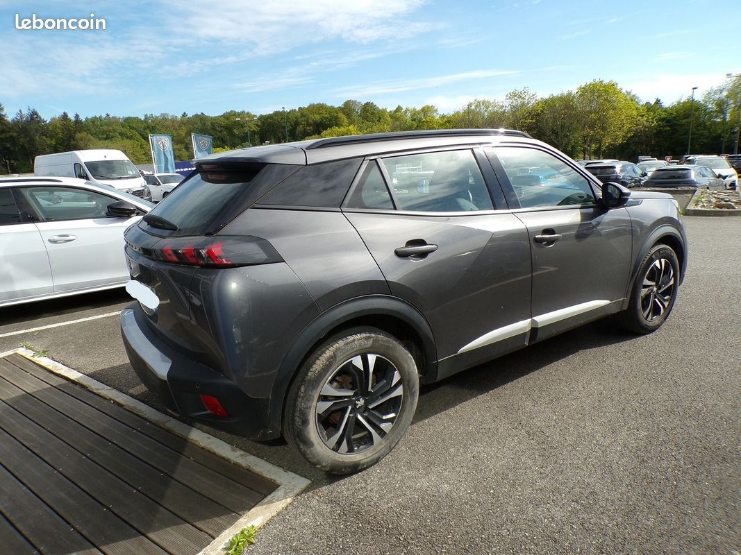 Peugeot 2008 1.5 BLUEHDI 100CH S&S ALLURE (image 3)