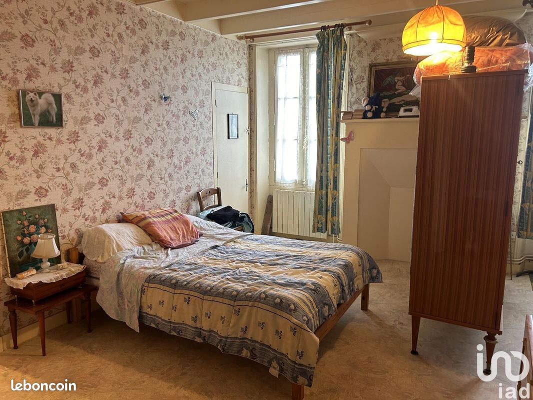 Maison de village 4 pièces 103 m² - Montmoreau 16190 (image principale 6)