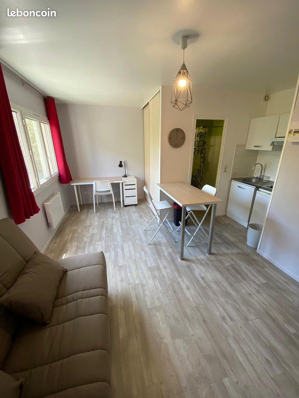 Appartement 1 pièce 19 m² · à Reims · 19 m² · 450 €