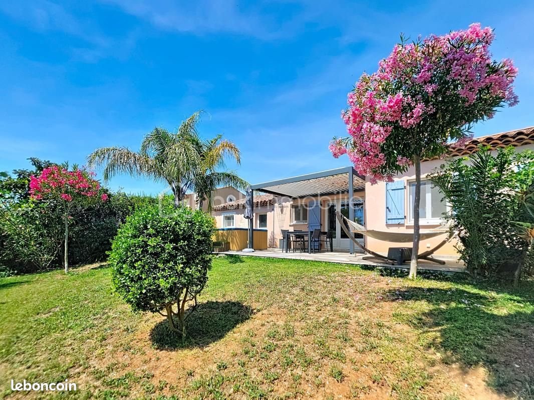 Maison 4 pièces 101 m² · à La Crau · 101 m² · 494 000 €
