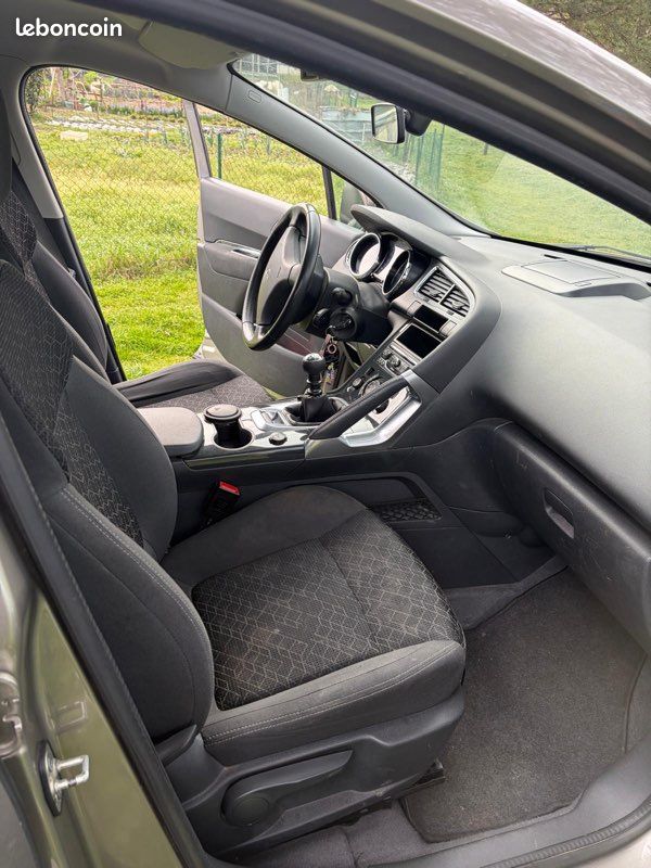 Peugeot 3008 1.6 Hdi 115 CV CT ok (image 3)