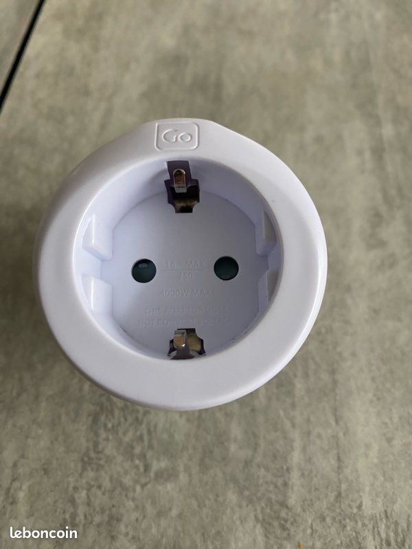 Adaptateur électrique de voyage (image 4)