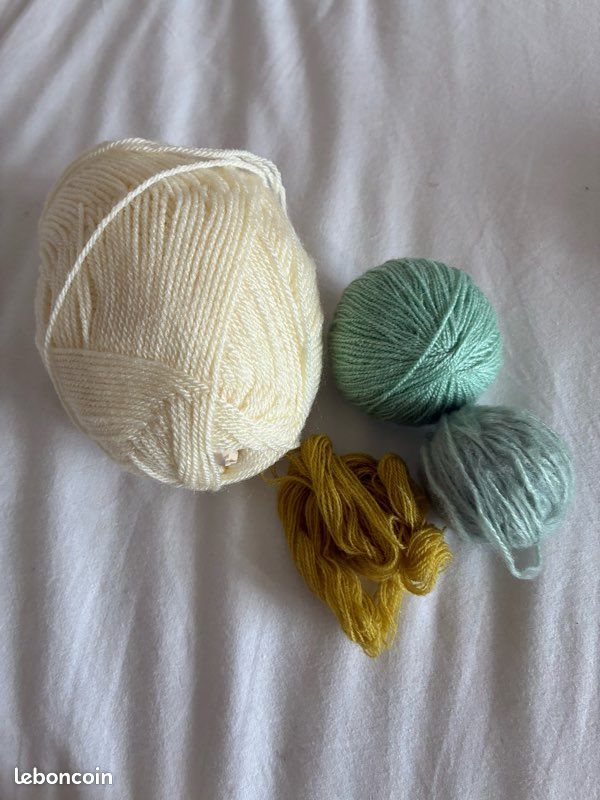 Lot de pelotes de laine (image 1)