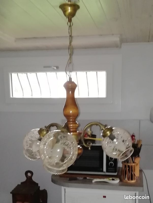 Lustre Suspension (image 2)
