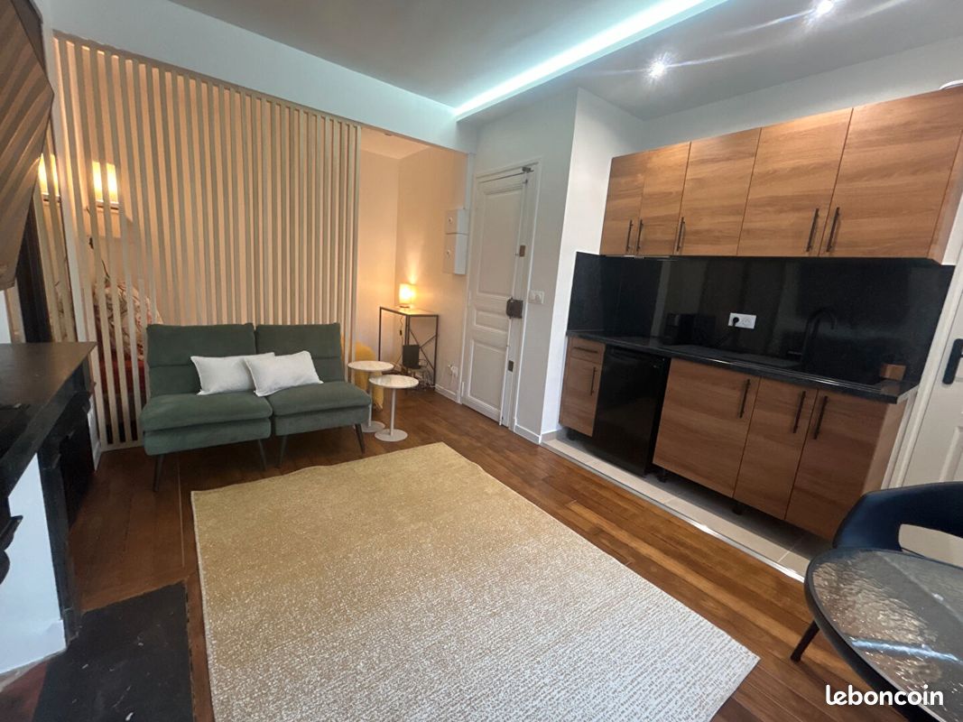 Appartement 1 pièce 21 m² · à Saint-Cloud · 21 m² · 980 €/mois
