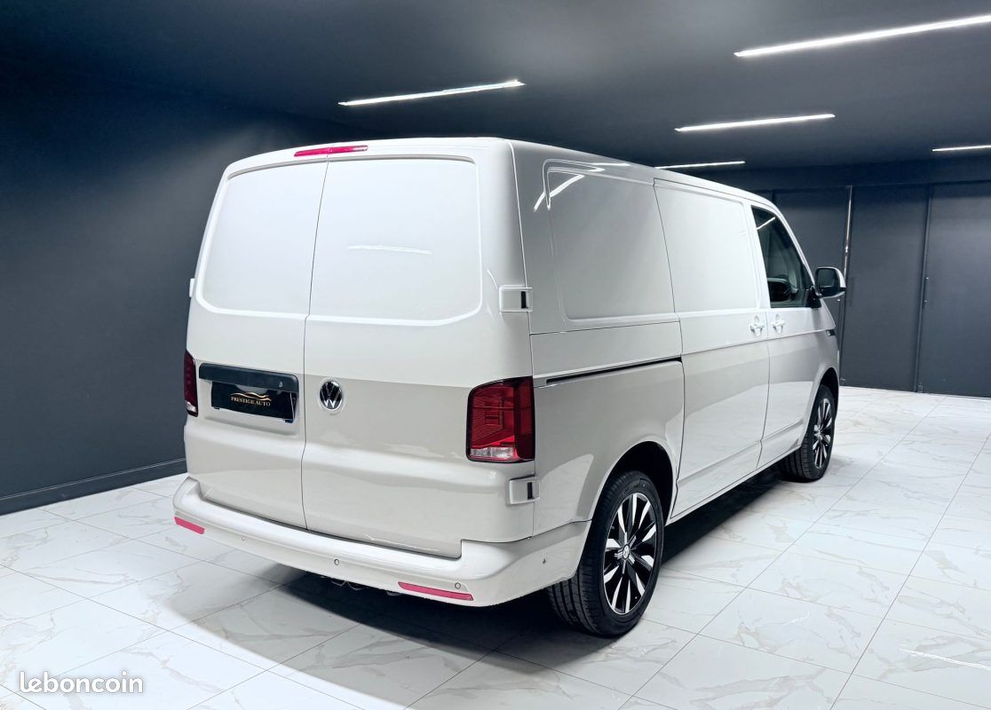 Volkswagen Transporter T6.1 L1H1 2.0 TDI 110ch (image 10)