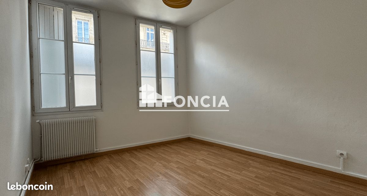 Quartier VICTOIRE - T2 dans un Immeuble en pierre (image 5)