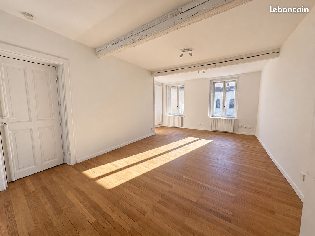 Maison 3 pièces 75 m² · à Sainte-Foy-lès-Lyon · 75 m² · 1 390 €/mois