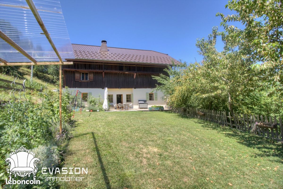 Maison 4 pièces 160 m² · à Domancy · 160 m² · 2 015 €/mois