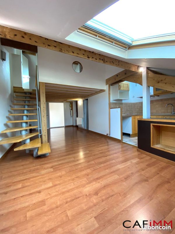 Appartement 3 pièces 51 m² · à Villeurbanne · 51 m² · 719 €