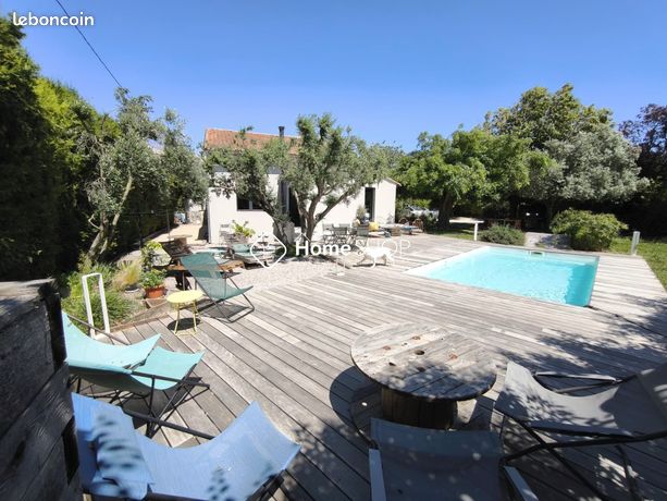 Villa 4 pièces 145 m²