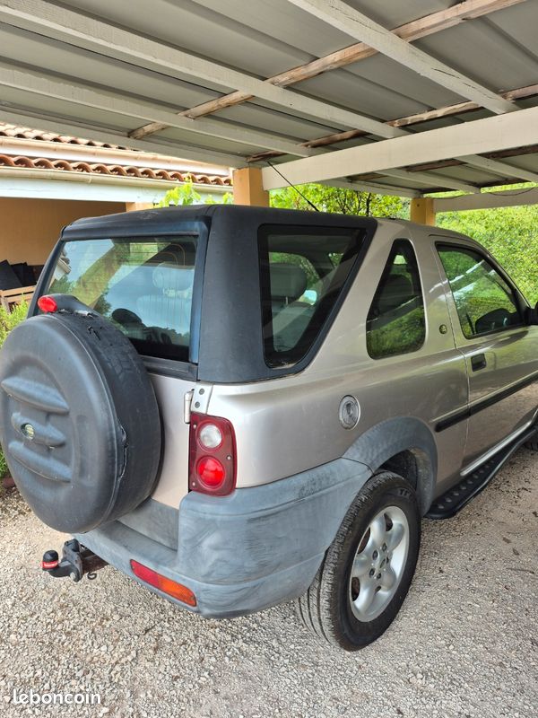4x4 land rover freelander (image 2)