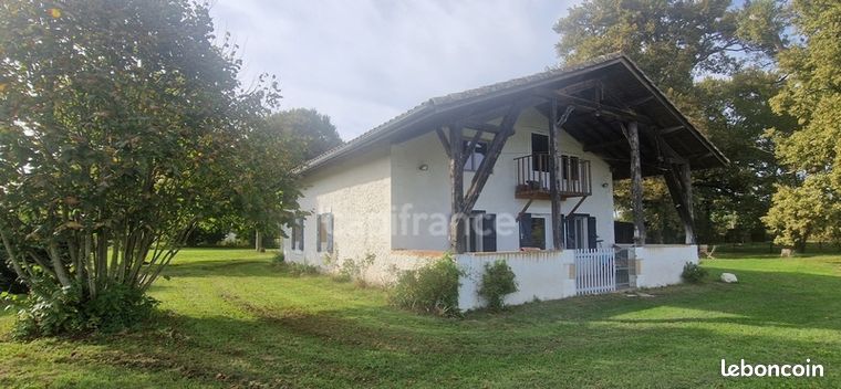 Maison 8 pièces 180 m²