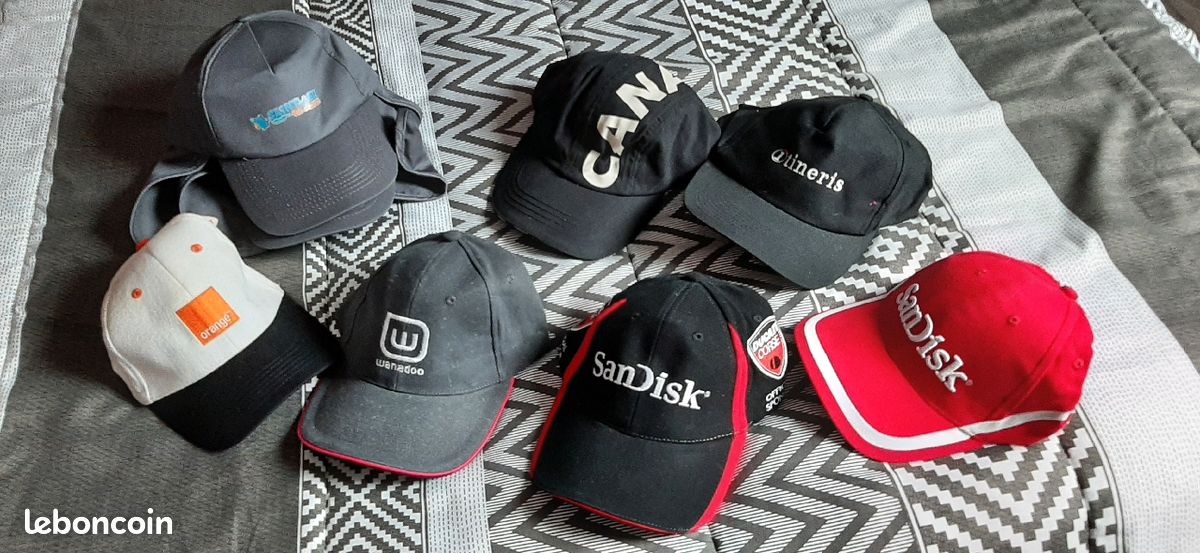 Lot de casquettes (image 2)