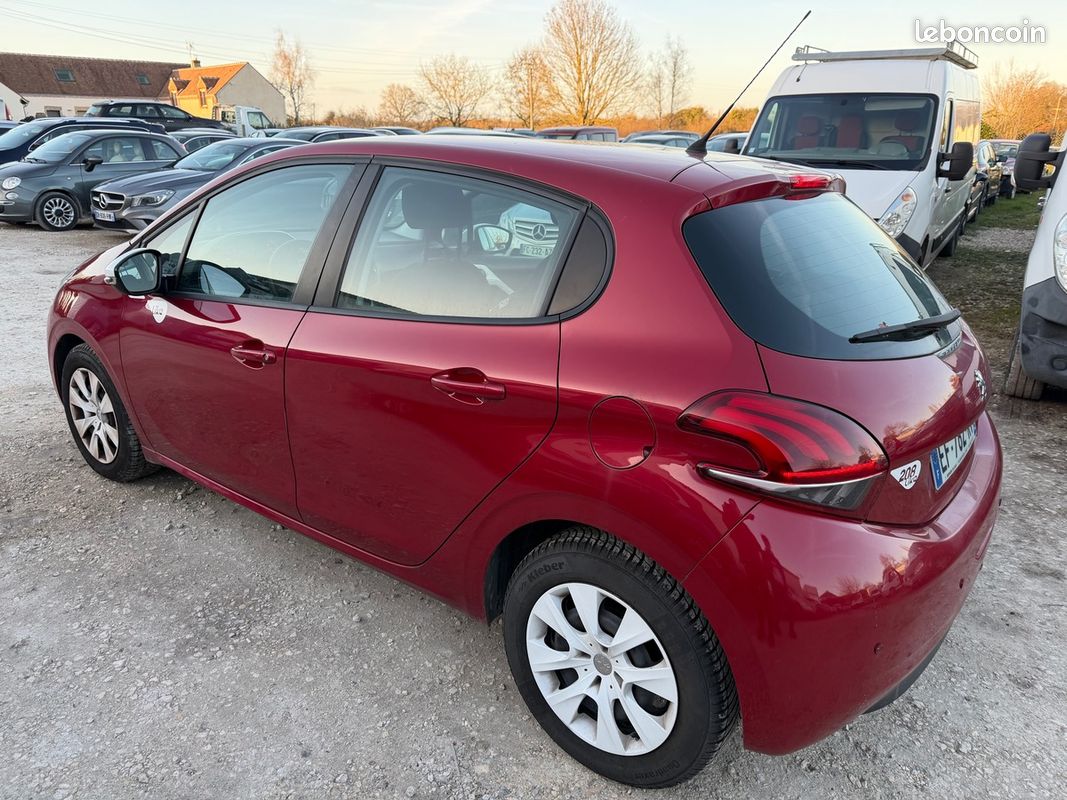 Peugeot 208 1.0 VTI 68CV PACK LIKE 5 PORTES 5 PLACES ANNNE:2016 5990e ...