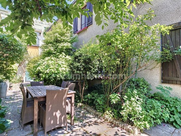 Maison 6 pièce(s) 142 m²à vendre Paris-20e-arrondissement