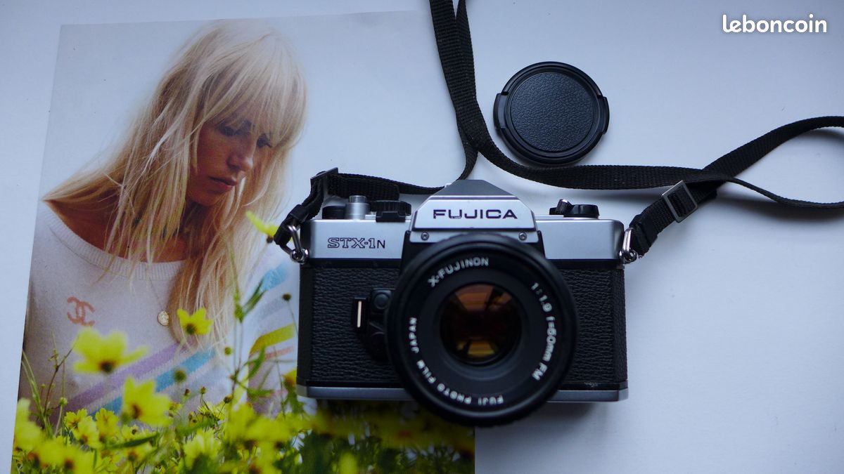 Appareil Photo Argentique Fujica STX-1N 35 Mm + Objectif X-Fujinon 50 Mm – Occasion état Convenable