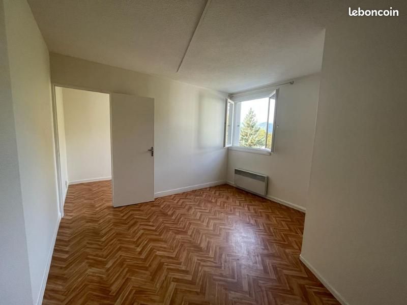 Appartement 2 pièces 38 m² · à Meylan · 38 m² · 598 €/mois