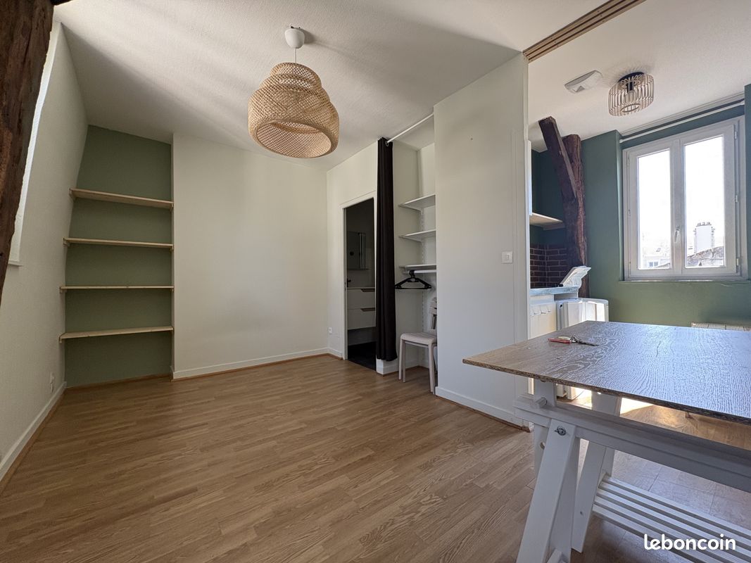 Appartement 1 pièce 20 m² · à Saumur · 20 m² · 396 €
