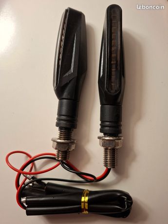 Feu Arrière LED Avec Clignotants Intégrés Pour Suzuki GSXF 750 (2003-2005) - Fumé, Neuf