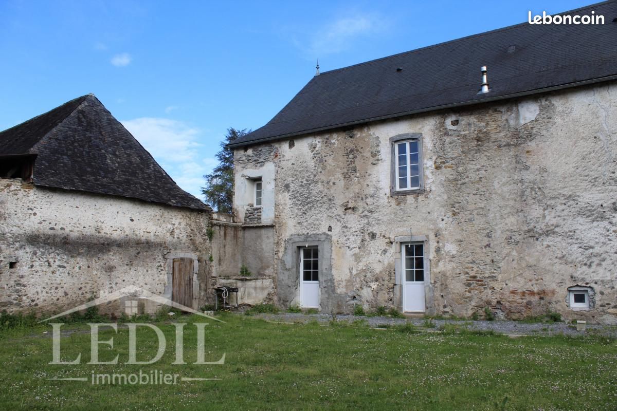 Maison 7 pièces 236 m² - Oloron-Sainte-Marie 64400 (image principale 6)