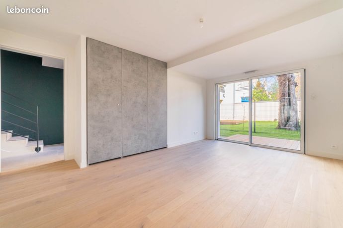 Maison de ville neuve 2024 – 118,54 m² – Monchat – 4 chambres – Double parking — 3