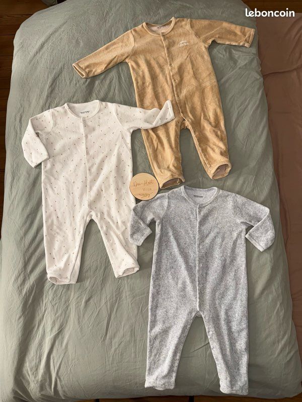 Lot de 3 pyjamas velours sans pieds ouverture par devant (image 1)
