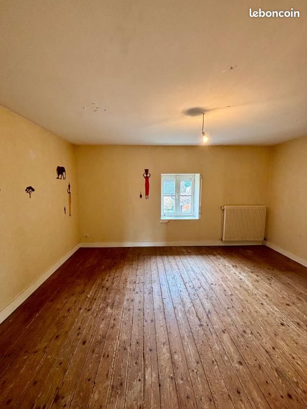 Maison 5 pièces 98 m² - Montmorillon 86500 (image principale 9)