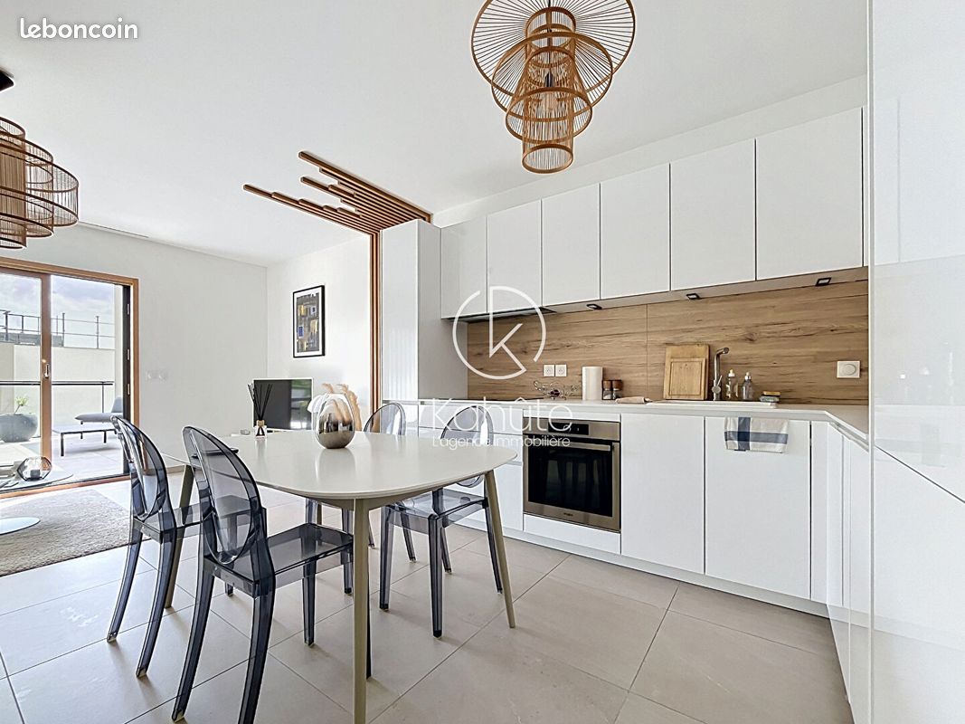 Appartement 3 pièces 72 m² · à Saint-Didier-au-Mont-d'Or · 72 m² · 435 000 €