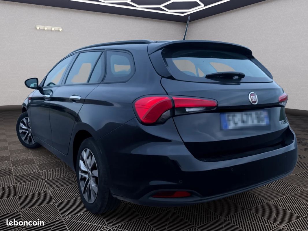 Fiat TIPO SW Lounge 1.6 JTDM 120 - GPS, Caméra, Clim Auto (image 4)