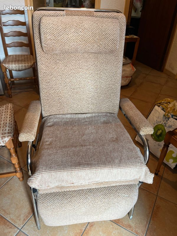 Chaise inclinable (image 1)