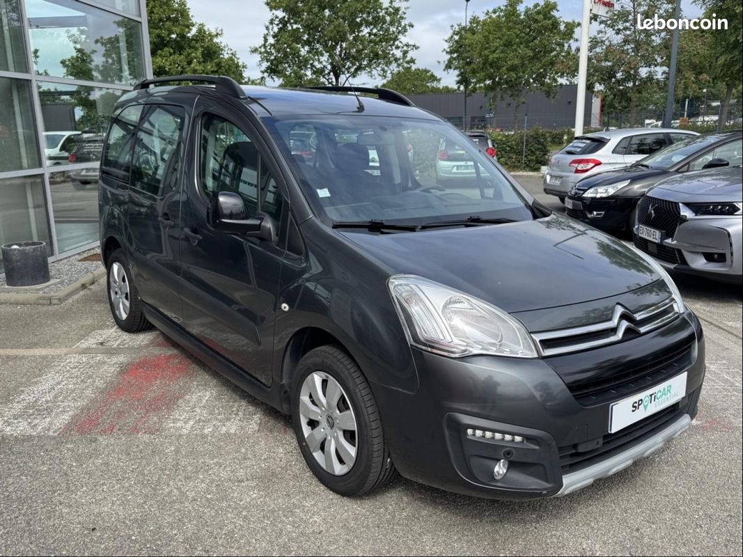 Citroen Berlingo BlueHDi 100ch XTR (image 13)
