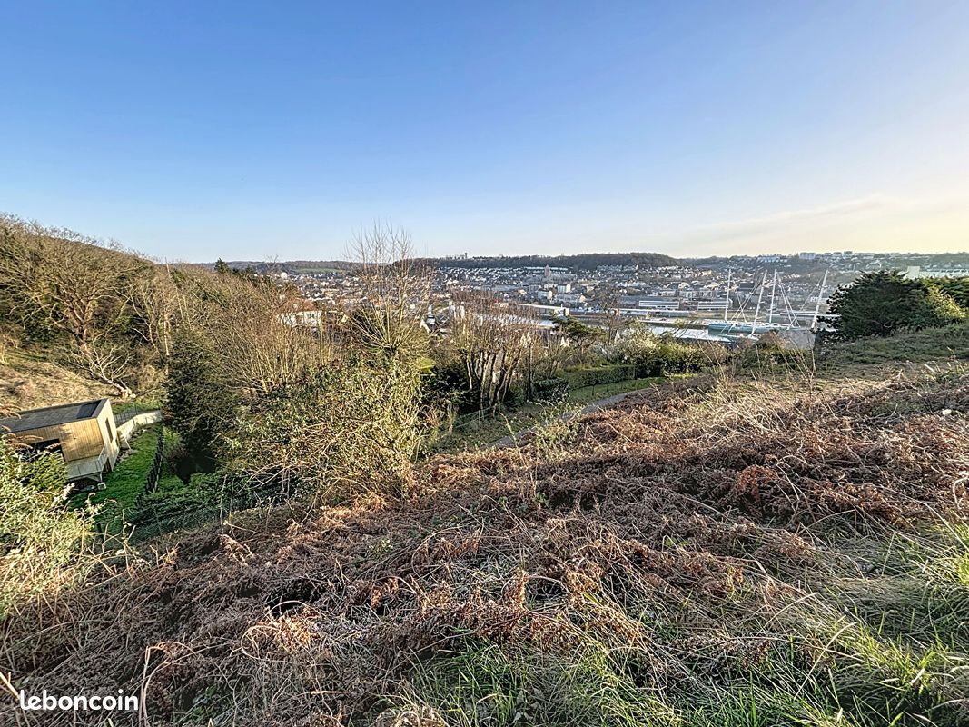 Terrain 1372 m² · à Fécamp · 1 372 m² · 71 000 €