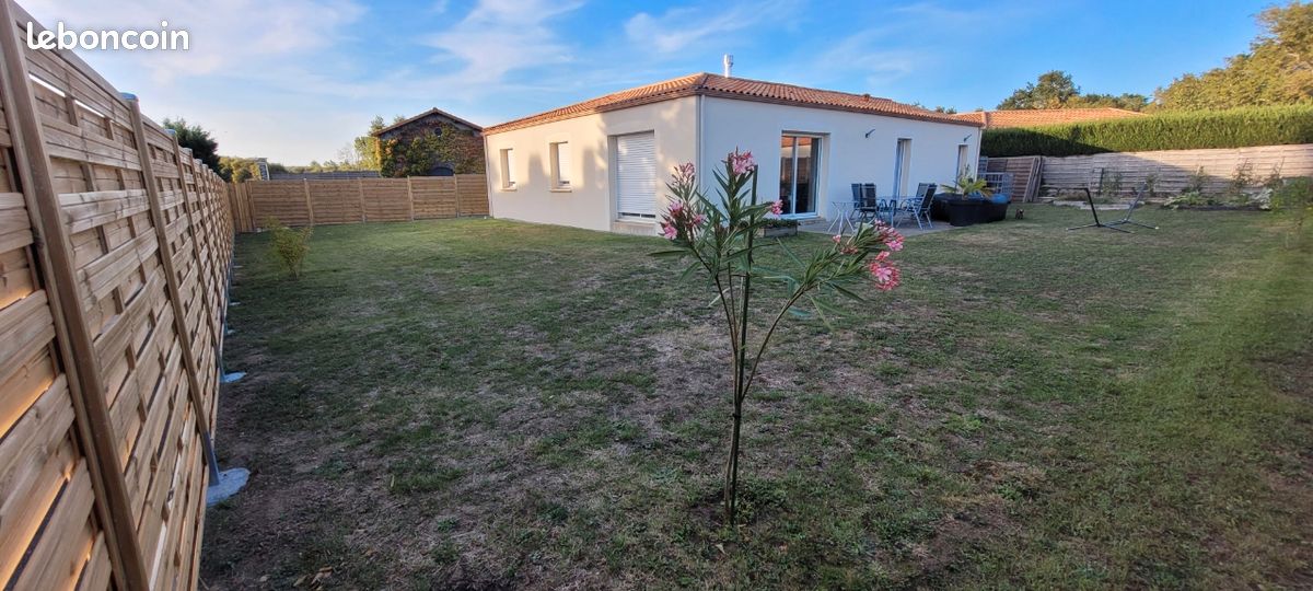 Maison 4 pièces 90 m² · à Le Pallet · 90 m² · 299 500 €