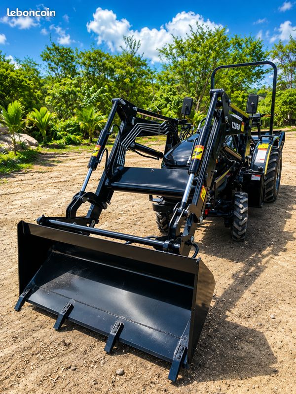 # 🚜 Tracteur Tavol 25 CV – État neuf – 5,9 heures – Chargeur frontal + Broyeur + Tondeuse (image 1)