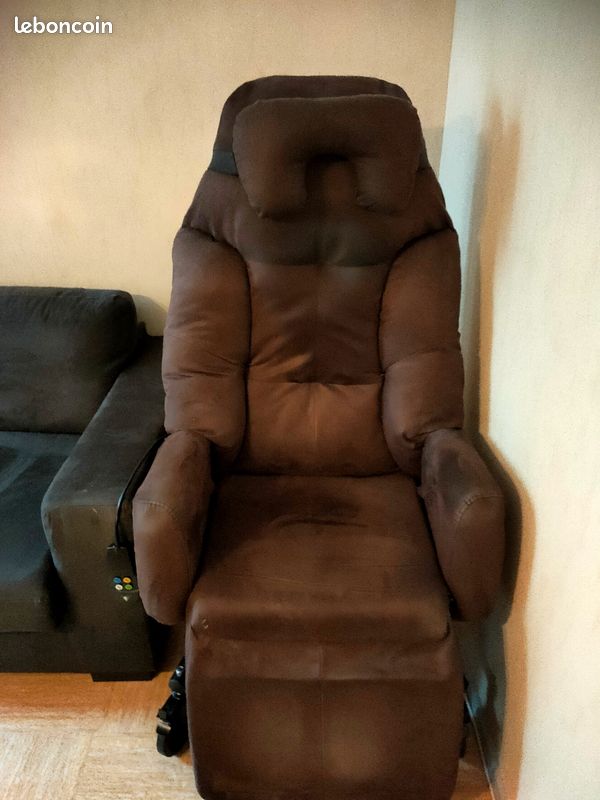 Fauteuil électrique (image 1)