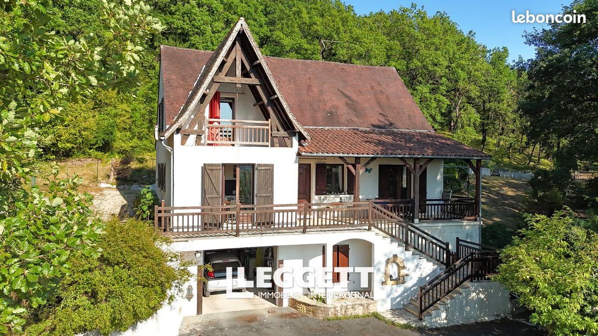 Maison 7 pièces 160 m² · à Les Farges · 160 m² · 288 000 €