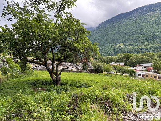 Terrain 2215 m² Saint-Rémy-de-Maurienne