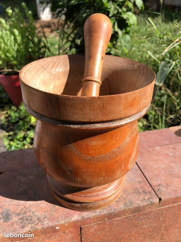mortier et pilon en bois de thuya | Ma Déco Marocaine